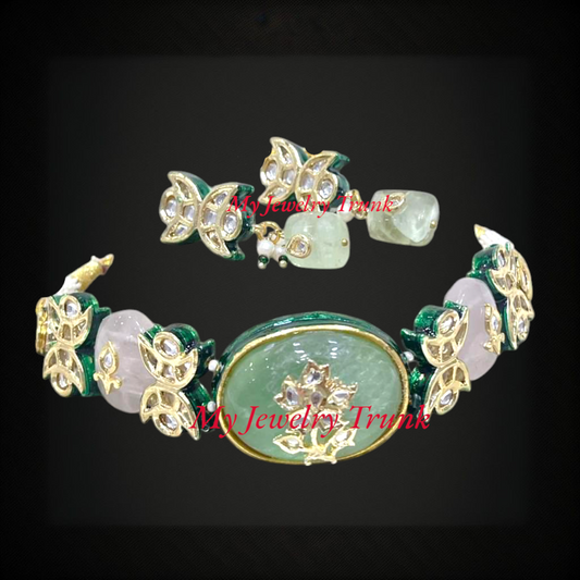 Kundan Choker