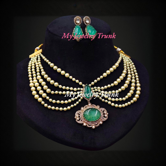 Pearl Necklace