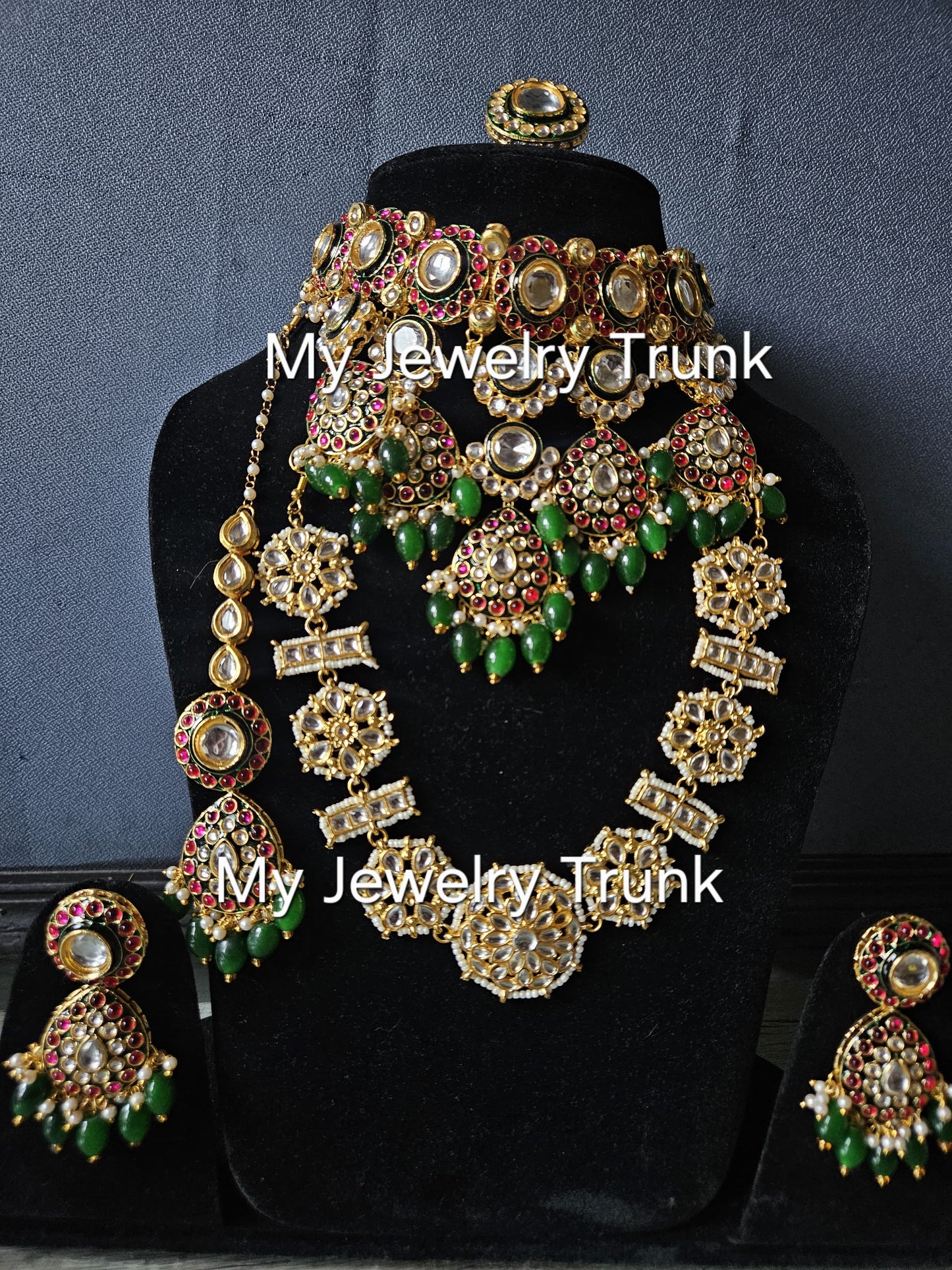Kundan Choker